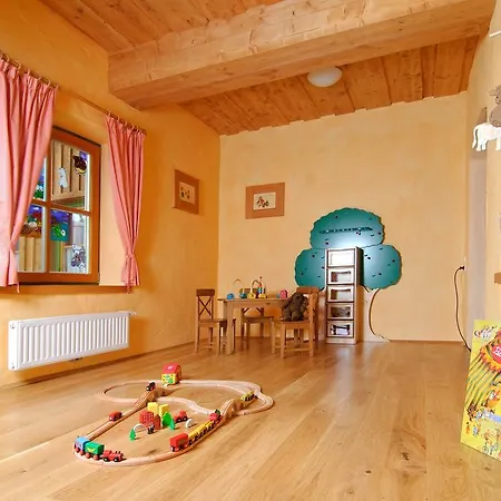 فندق Jufa Tieschen